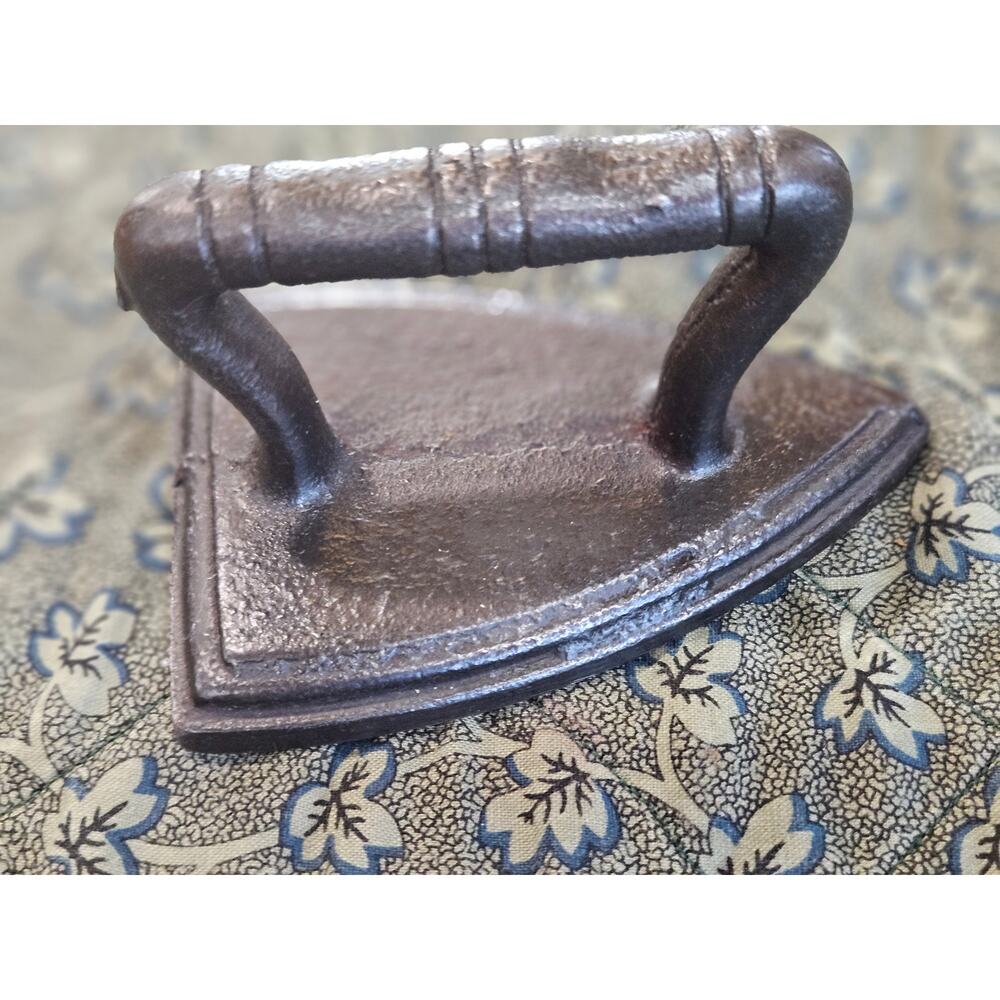 Rare Antique Salesman Sample or child's Sad Iron